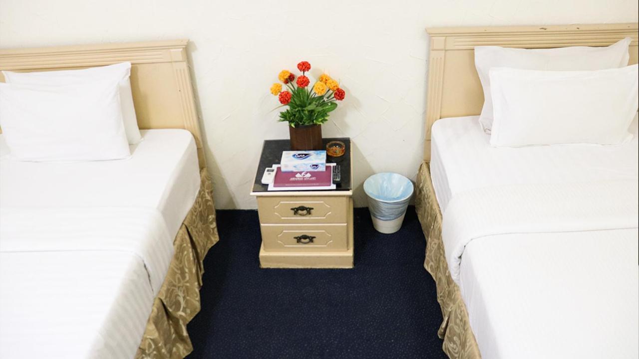 Al Farhan Hotel Suites ริยาดห์ ภายนอก รูปภาพ