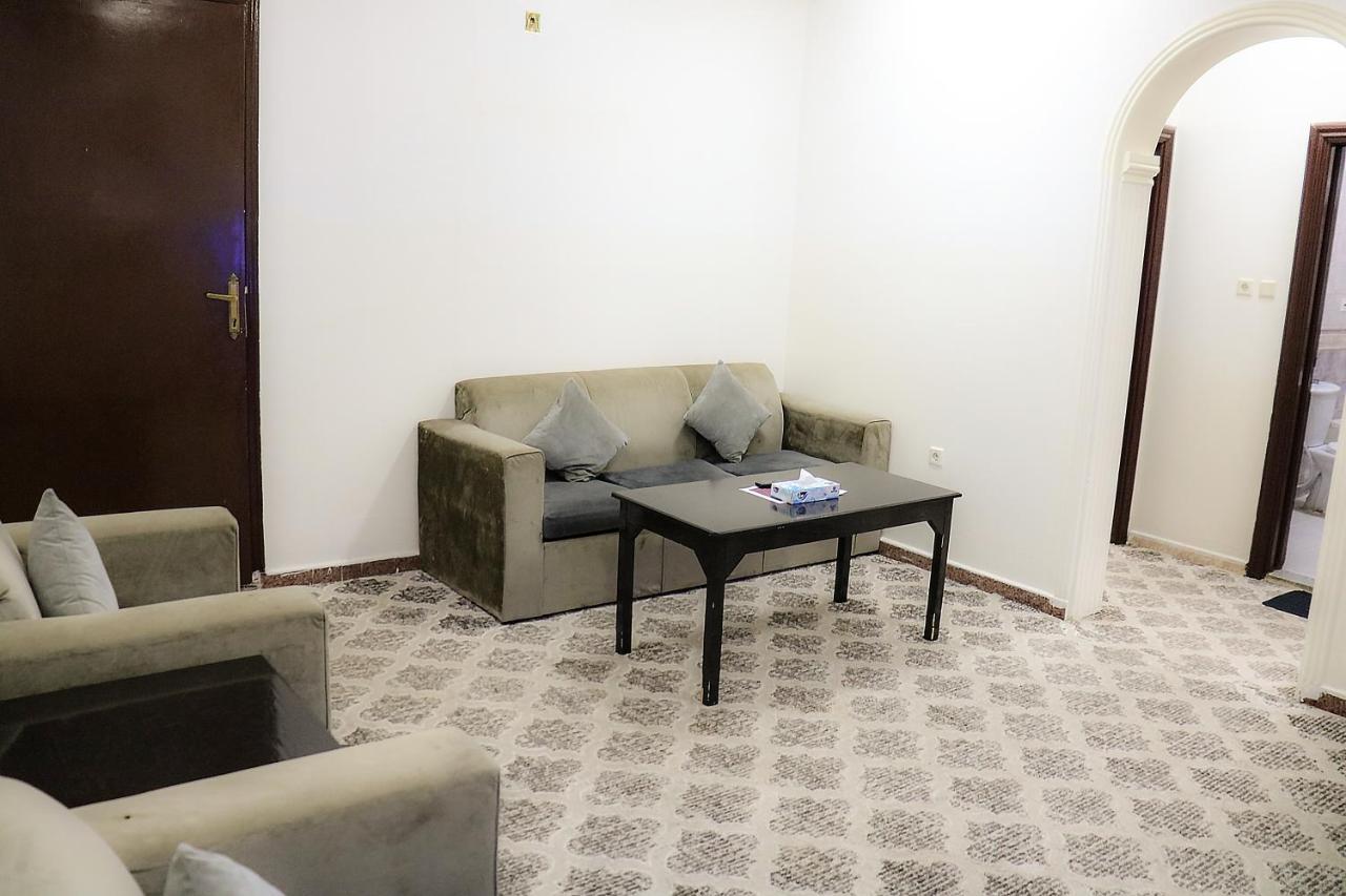 Al Farhan Hotel Suites ริยาดห์ ภายนอก รูปภาพ